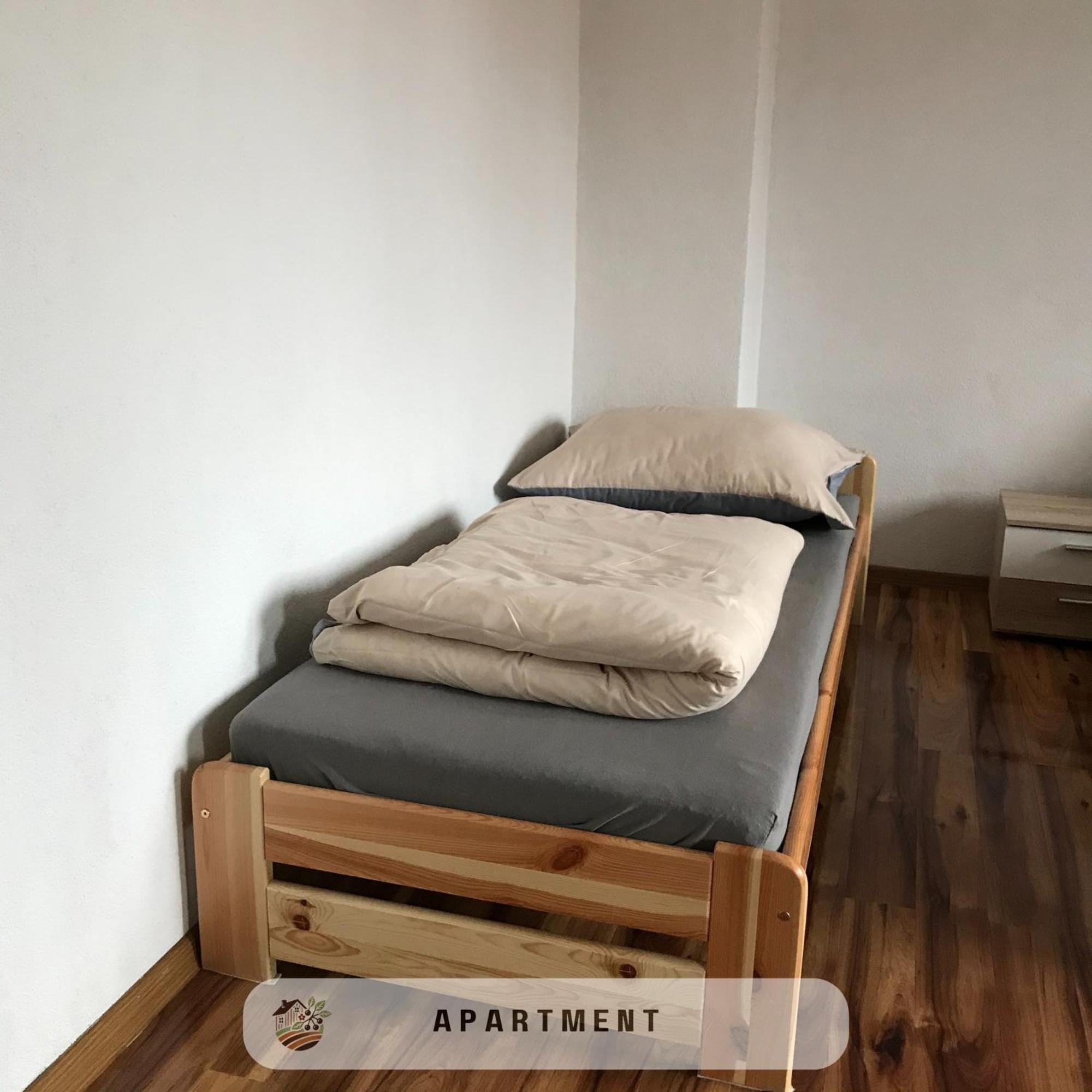 Apartmanovy Dom Visnove Luaran gambar